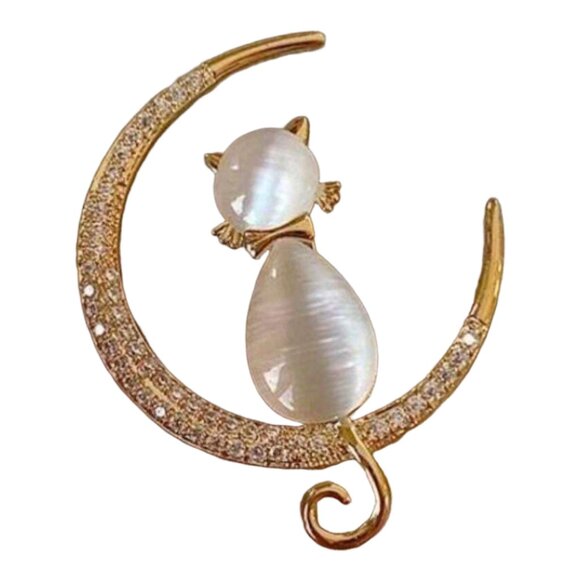 Jewelry - 🧷🐱🌙Kitten and the Moon Brooch / Pin - Crystal and Cats-Eye Stone on Gold